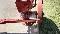 ED202 Edger Cut away encroaching turf to restore clean boundaries between grass and pavement.