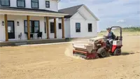 EG520 Primary Seeder The Primary Seeder’s recommended travel speed of 3-5 mph balances speed and precision, giving contractors control without sacrificing coverage.