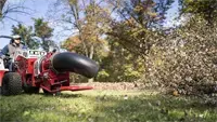 ET202 Turbine Blower The Turbine Blower helps reduce labor time and manpower with its ability to clear debris fast across broad landscapes.