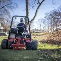 ET202 Turbine Blower Quieter in operation than a conventional leaf blower, the ET202 reduces noise disturbance while still delivering strong performance for fall leaf cleanup.