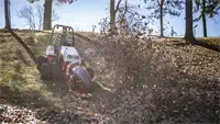 ET202 Turbine Blower Pairing the Turbine Blower with Ventrac’s stability and traction gives confident performance even on slopes, hillsides, and uneven terrain.