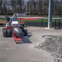 ET202 Turbine Blower Keep athletic facilities spotless — the Turbine Blower clears leaves, dirt, and debris from school stadiums quickly and efficiently.