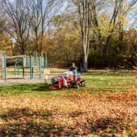 ET202 Turbine Blower Perfect for parks and play areas, the Turbine Blower removes leaves and debris from playground surfaces while operating quieter than traditional blowers.