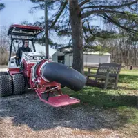 ET202 Turbine Blower The durable front bumper protects the nozzle, letting you work close to obstacles without damaging the blower.