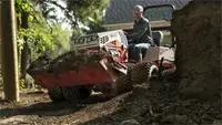 HE482 Power Bucket On new construction sites, the Power Bucket excels at hauling and dumping soil and debris with its 6 ft³ bucket and full hydraulic dump angle of 51°.