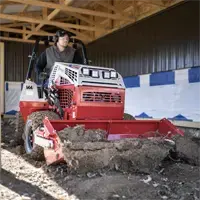 HE482 Power Bucket The Power Bucket’s cutting edge allows operators to remove excess soil and move material efficiently to level a foundation or prep a site.