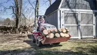 HE482 Power Bucket Load, lift, and transport log piles with ease using the Power Bucket’s durable steel construction and ample 6 ft³ capacity.