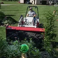 KM660 Light Material Bucket Achieve precise mulch placement with the Light Material Bucket — spread material over plants, shrubs, and beds while minimizing turf disturbance.