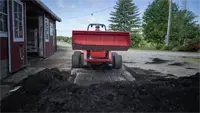 KM660 Light Material Bucket Contractors can cover more ground faster when spreading mulch across large properties with the high-capacity Light Material Bucket.