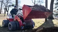 The Light Material Bucket makes mulch installation on large commercial properties simple by combining high capacity with Ventrac’s unmatched maneuverability.