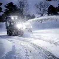 KX Snowblower Designed for commercial jobs, the hydraulically activated chute rotation (180°) keeps operators in control and maximizes snow discharge precision.