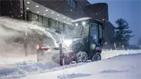 KX Snowblower The KX Snow Blower excels at deep snow clearing, built to move up to 4,500 lbs of snow per minute (for the 52-inch model), ideal for heavy snowfall areas.