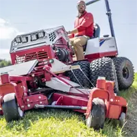 MJ840 Contour Mower Designed for golf course professionals, the MJ840's independent floating decks and full rear rollers provide consistent cutting and striking patterns, enhancing the visual appeal of greens and tees.