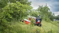 MZ480 Brush Cutter When mowing steep slopes, the MZ480 delivers reliable cutting performance, with anti-scalp wheels that keep the deck stable and ensure a clean, even cut on challenging terrain.