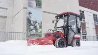 SE530 V-Blade With adjustable skid shoes, the SE530 V-Blade maintains consistent ground contact, ensuring effective snow clearing across various terrains.