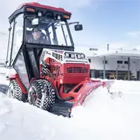 SE530 V-Blade The SE530 V-Blade in straight blade mode efficiently clears smaller parking lots and adjacent sidewalks, providing smooth, even paths for vehicles and pedestrians with each pass.