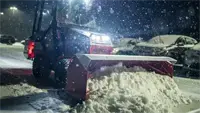 SP720 Box Plow The hardened steel cutting edge powers through heavy snow—ideal for demanding winter conditions.