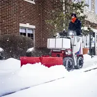 NV360 V-Blade With the NV360 V-Blade angled to the side, the SSV efficiently pushes snow off business walkways, keeping entrances clear for customers while directing snow safely away from storefronts and landscaping.