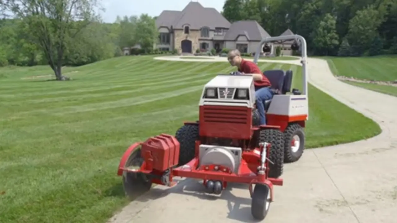 Driveway Edging  Mowing Stripes For a Beautiful Lawn