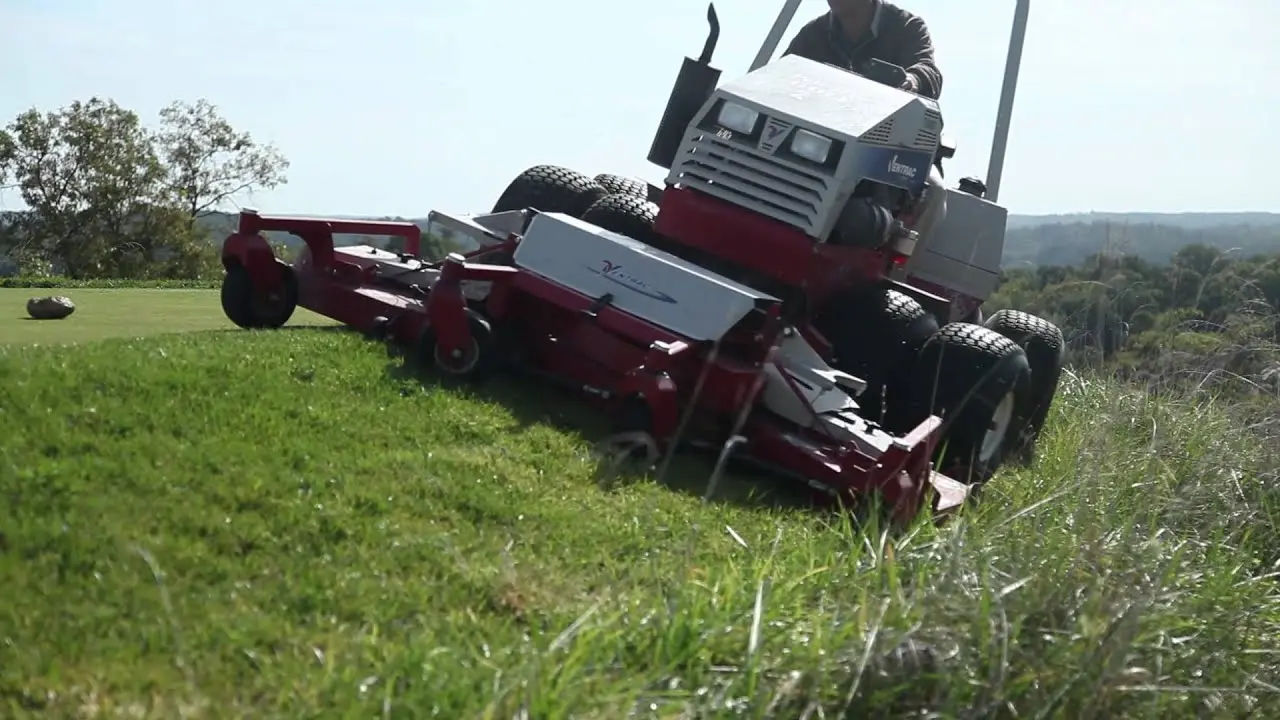 VENTRAC Contour Mower MJ840