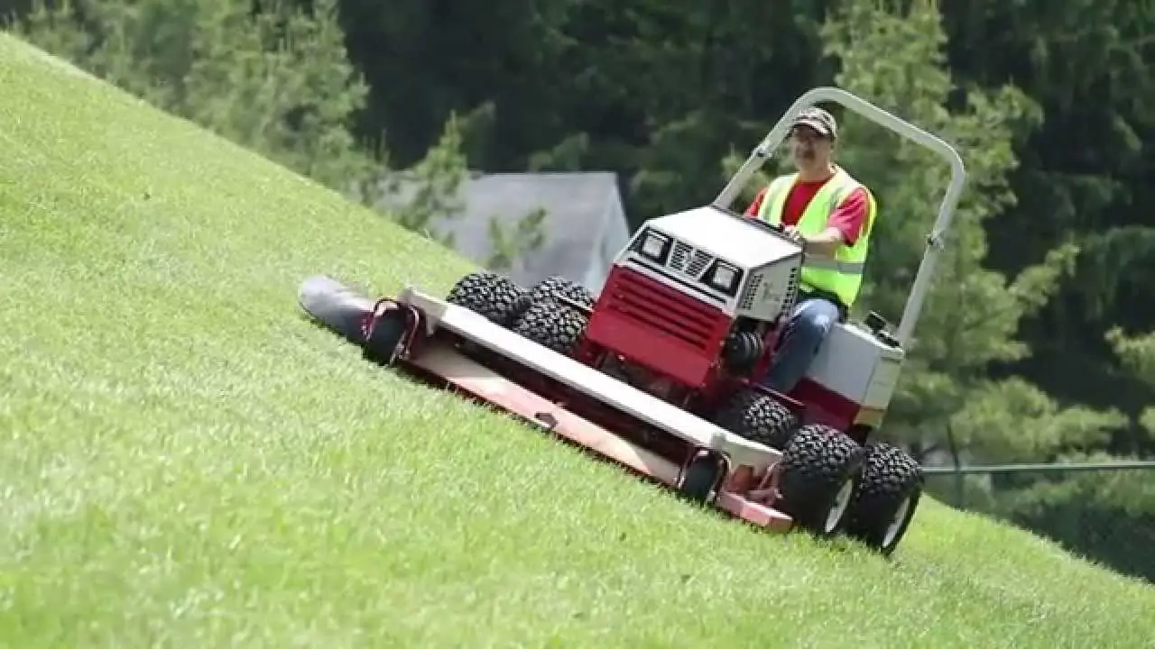 Retention Pond Contractor Mows Extreme Slopes with 60 Ventracs